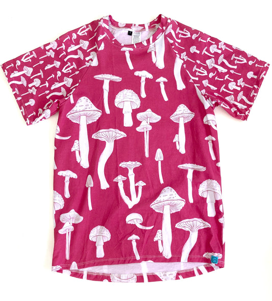 Men's Raglan T-Shirt. Short Sleeve. Pink Mushroom